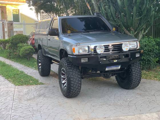 TOYOTA HILUX 2.8 4X4 CS 8V DIESEL 2P MANUAL